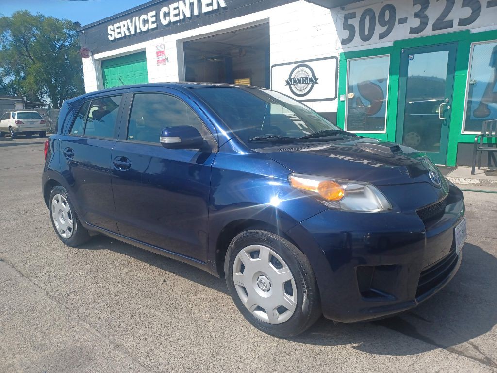 2013 Scion xD Image 5