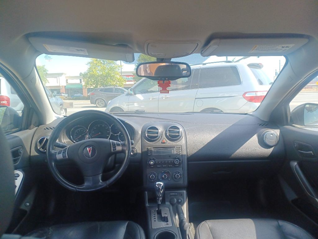 2008 Pontiac G6 Image 12