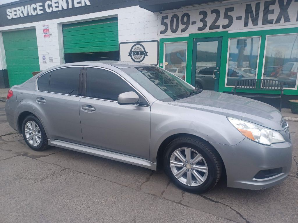 2011 Subaru Legacy Image 3