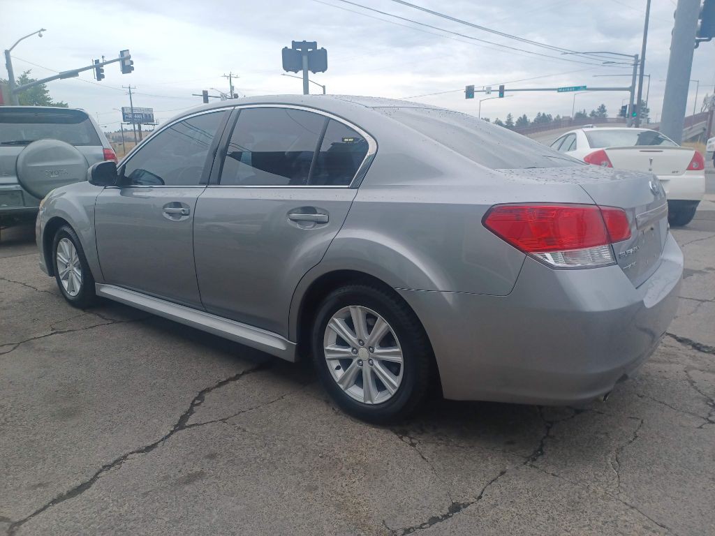 2011 Subaru Legacy Image 7