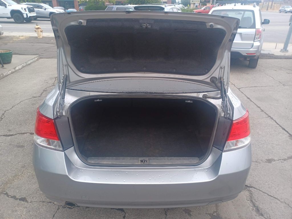 2011 Subaru Legacy Image 14