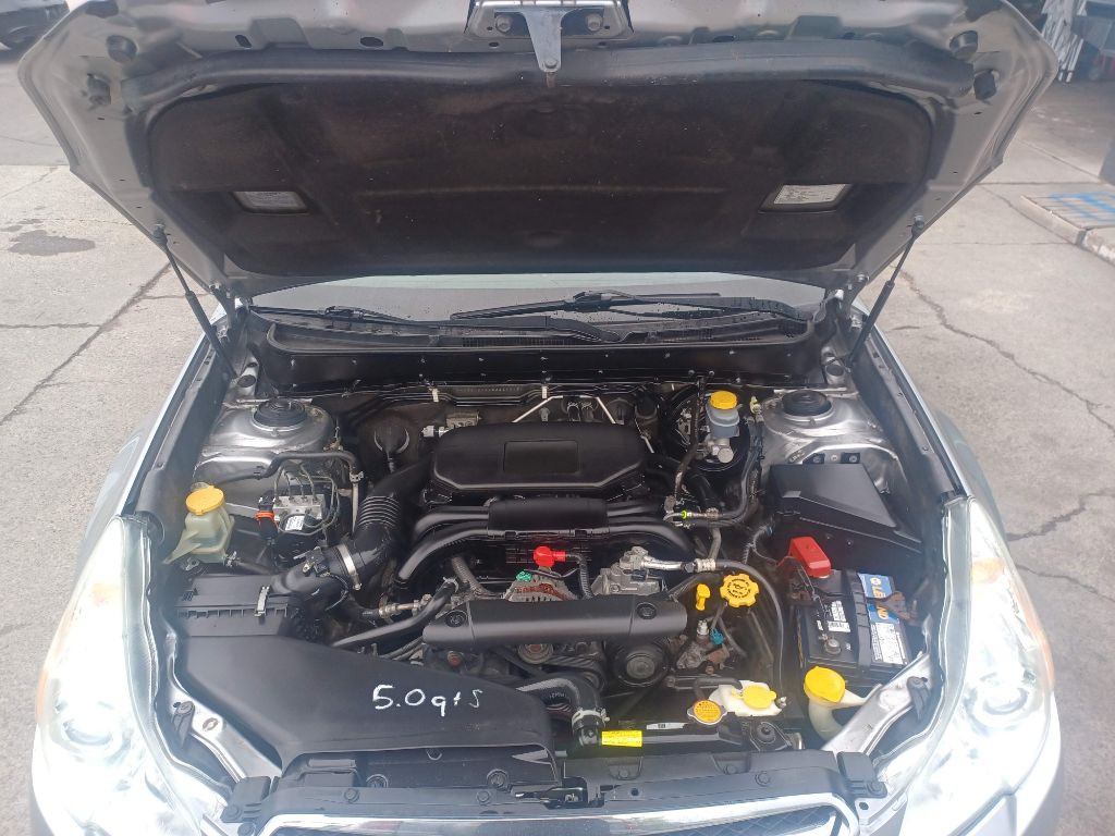 2011 Subaru Legacy Image 18