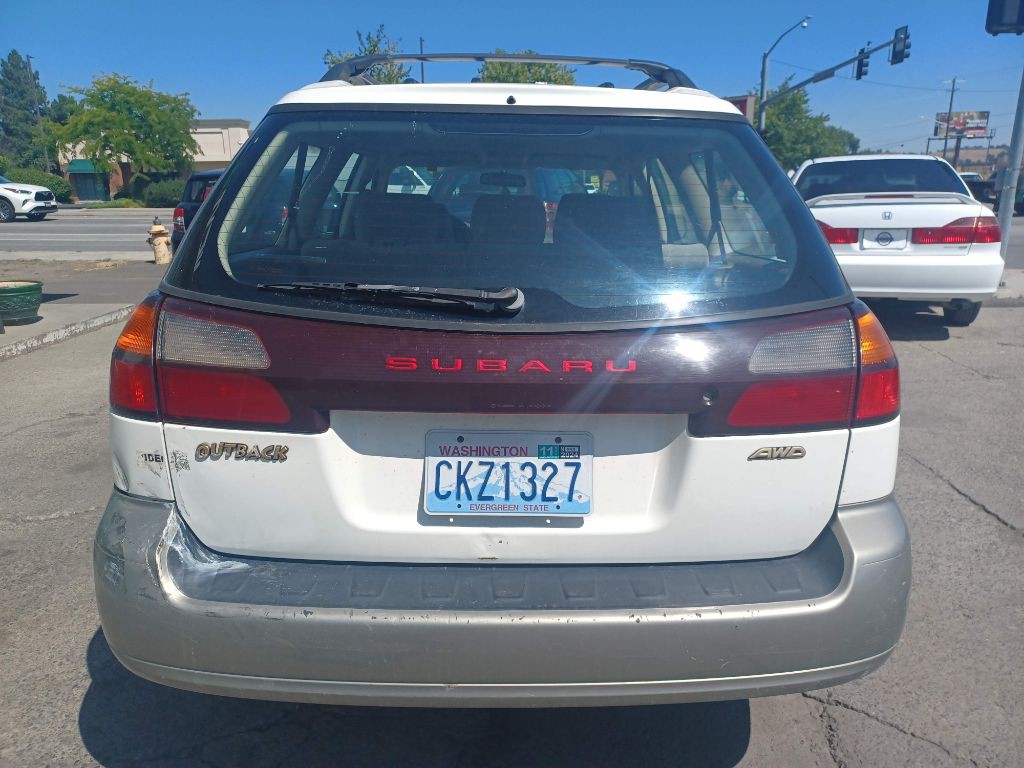 2001 Subaru Outback Image 8