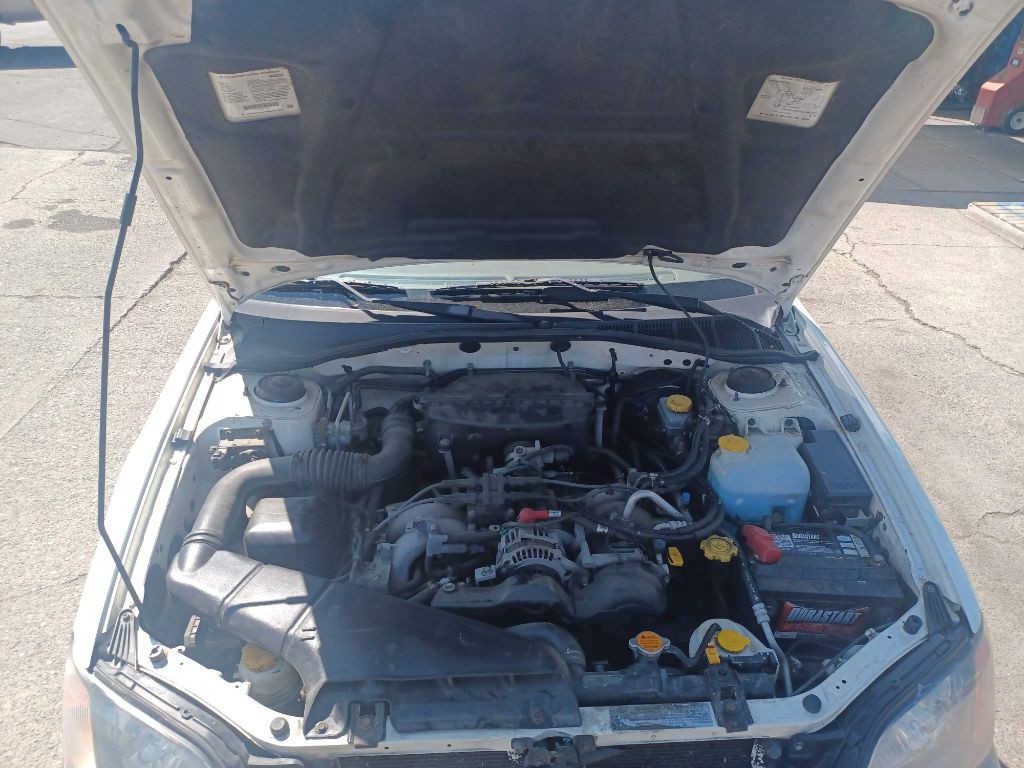 2001 Subaru Outback Image 16