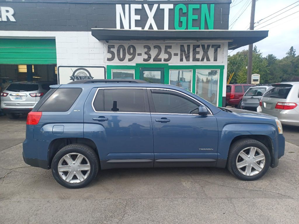 2011 GMC Terrain Image 2