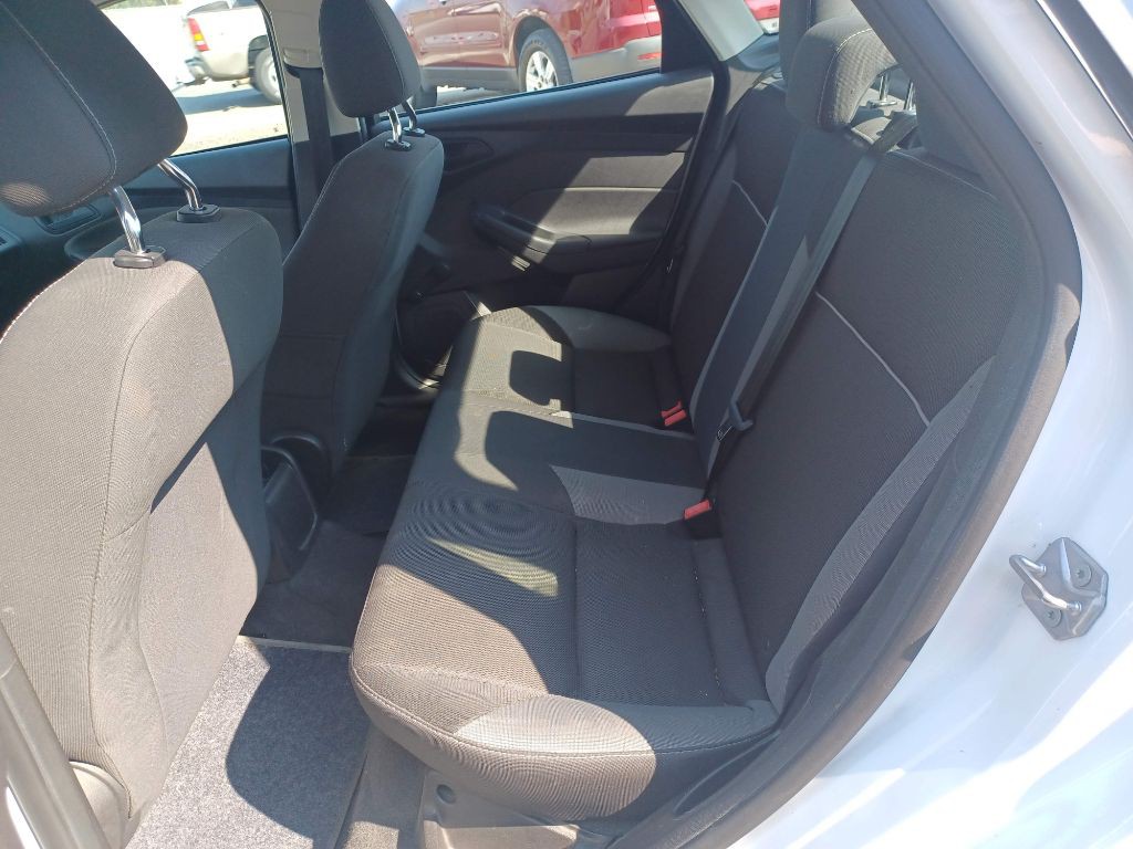 2014 Ford Focus Image 11