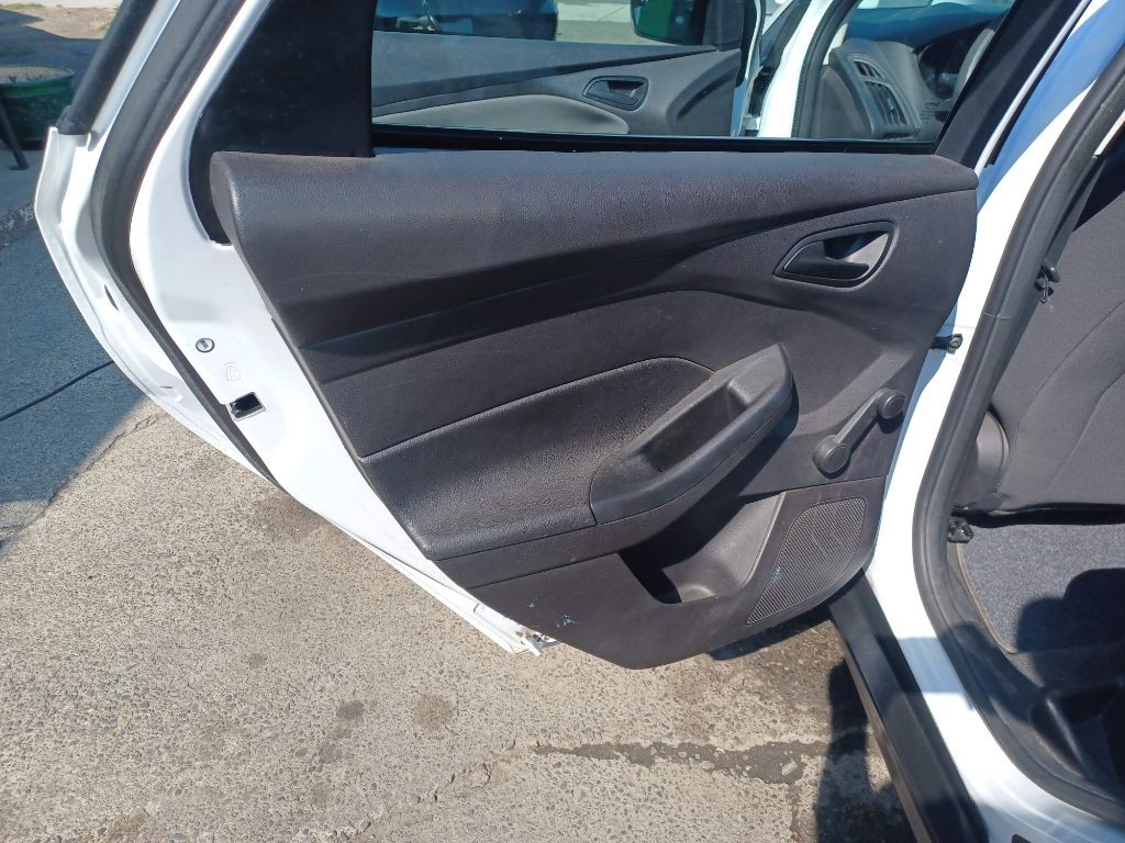 2014 Ford Focus Image 12