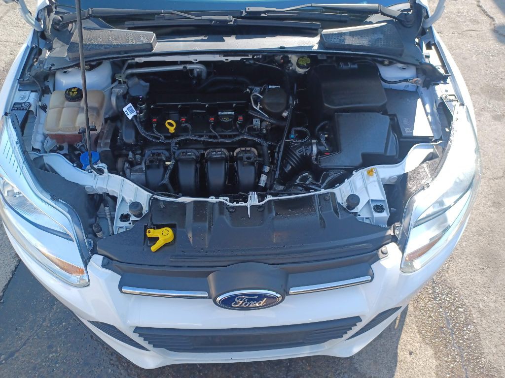 2014 Ford Focus Image 16