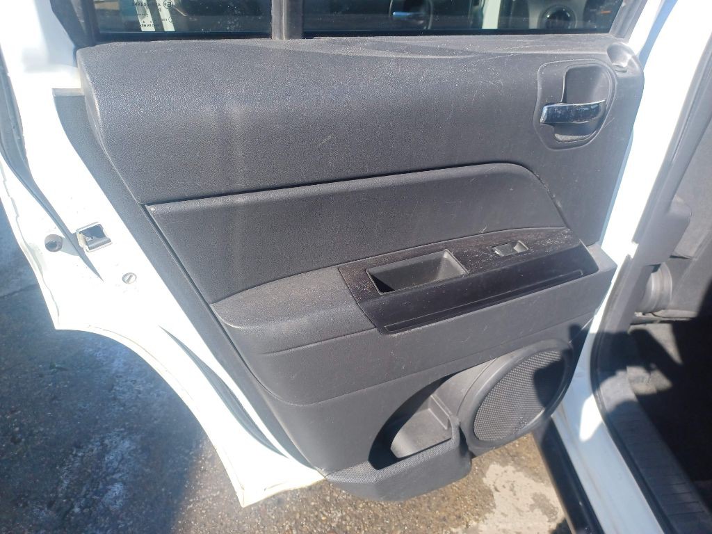2014 Jeep Patriot Image 12