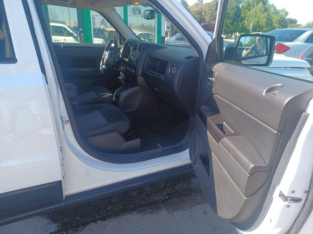 2014 Jeep Patriot Image 16