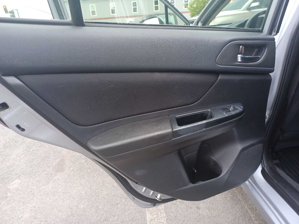 2013 Subaru Impreza Image 12
