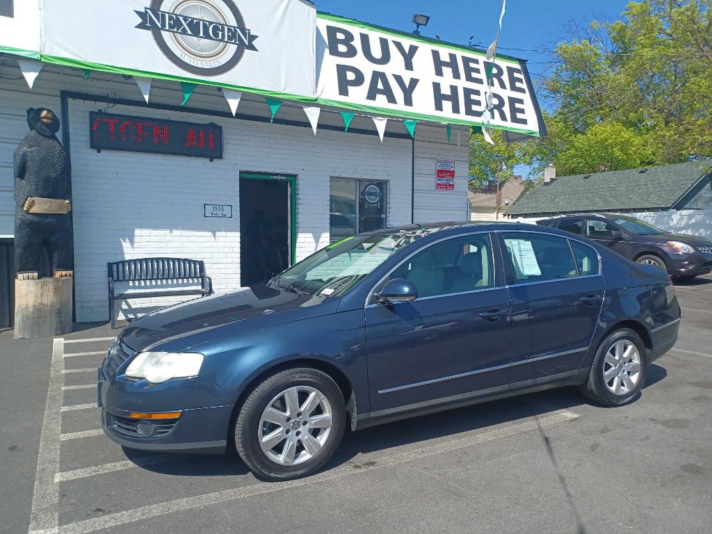 2007 Volkswagen Passat Image 2
