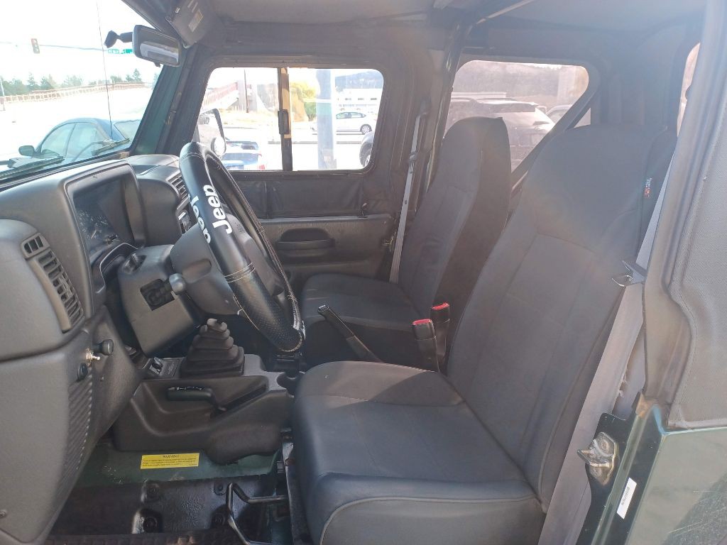 1999 Jeep Wrangler Image 9