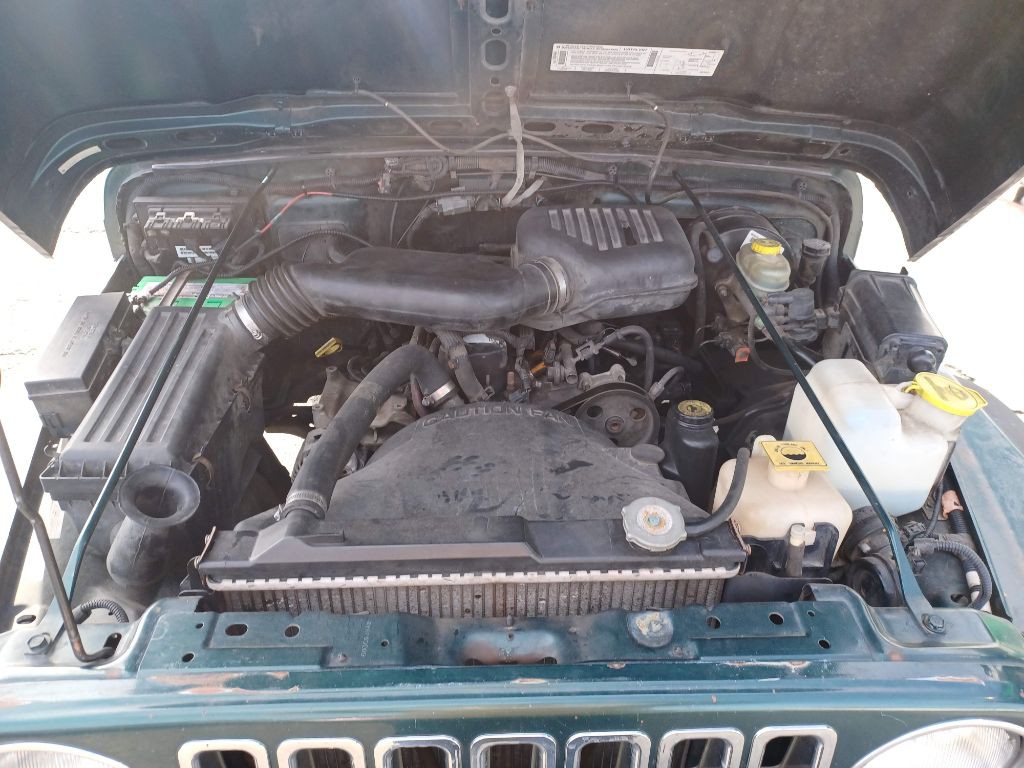 1999 Jeep Wrangler Image 14