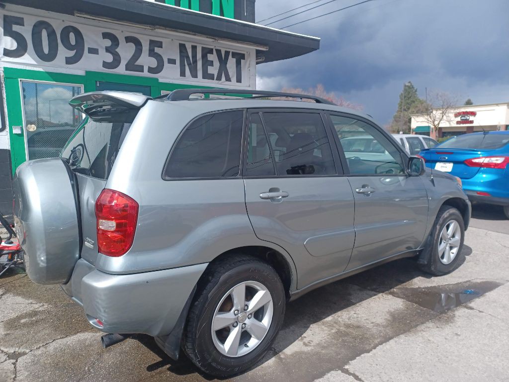 2005 Toyota Rav4 Image 2