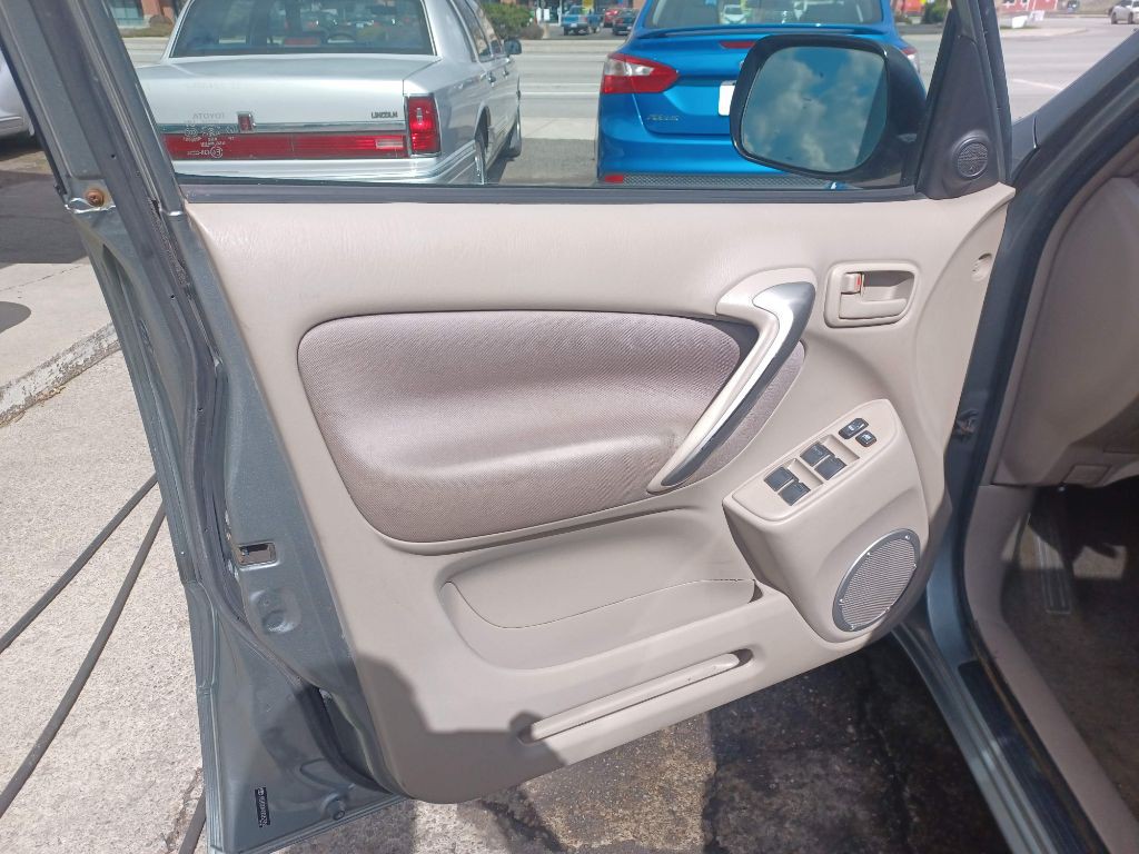 2005 Toyota Rav4 Image 10