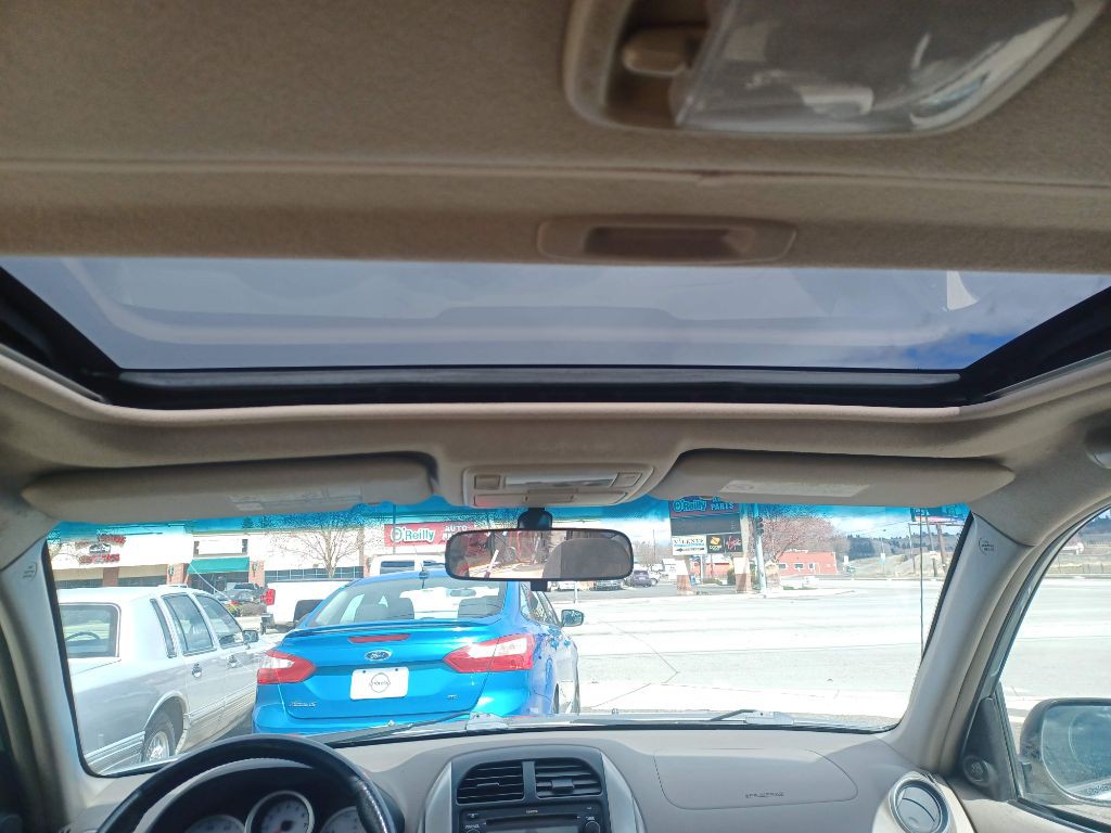 2005 Toyota Rav4 Image 13