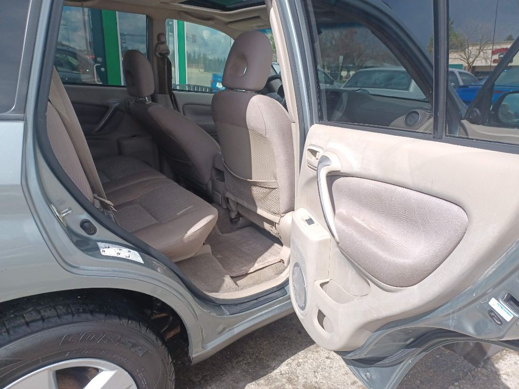 2005 Toyota Rav4 Image 18