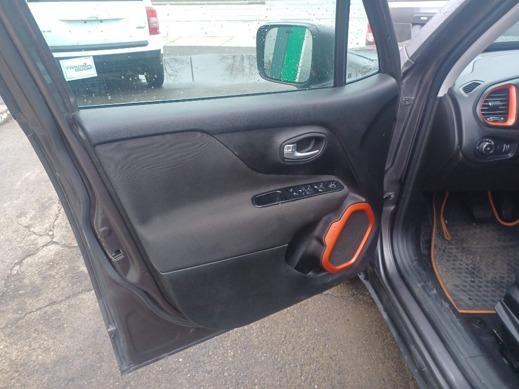 2018 Jeep Renegade Image 10