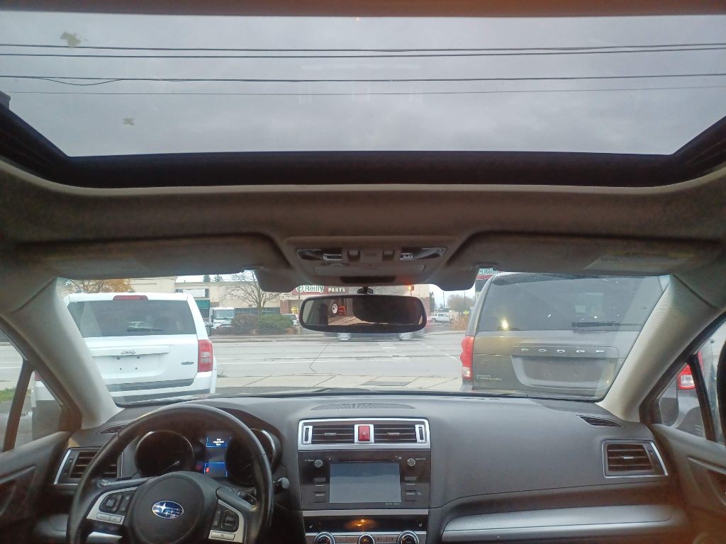 2015 Subaru Outback Image 14