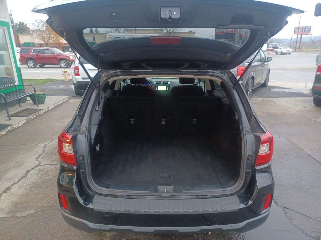 2015 Subaru Outback Image 17