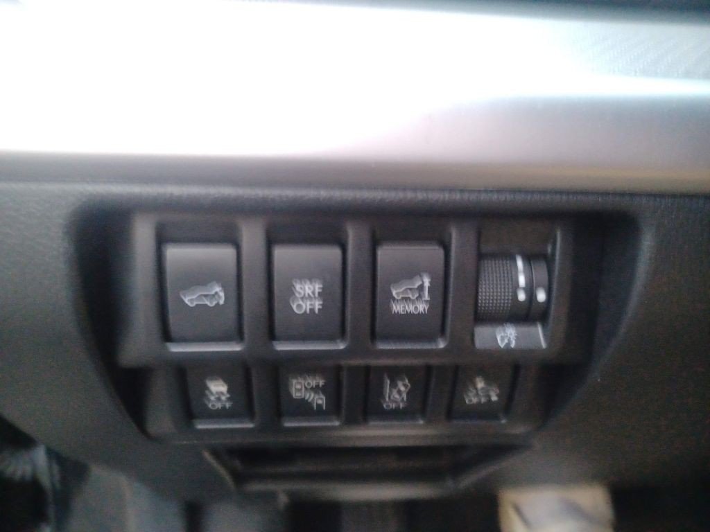 2015 Subaru Outback Image 18