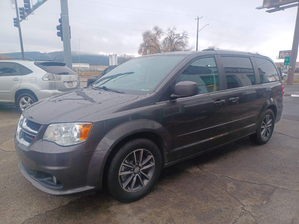 2017 Dodge Grand Caravan Image 5