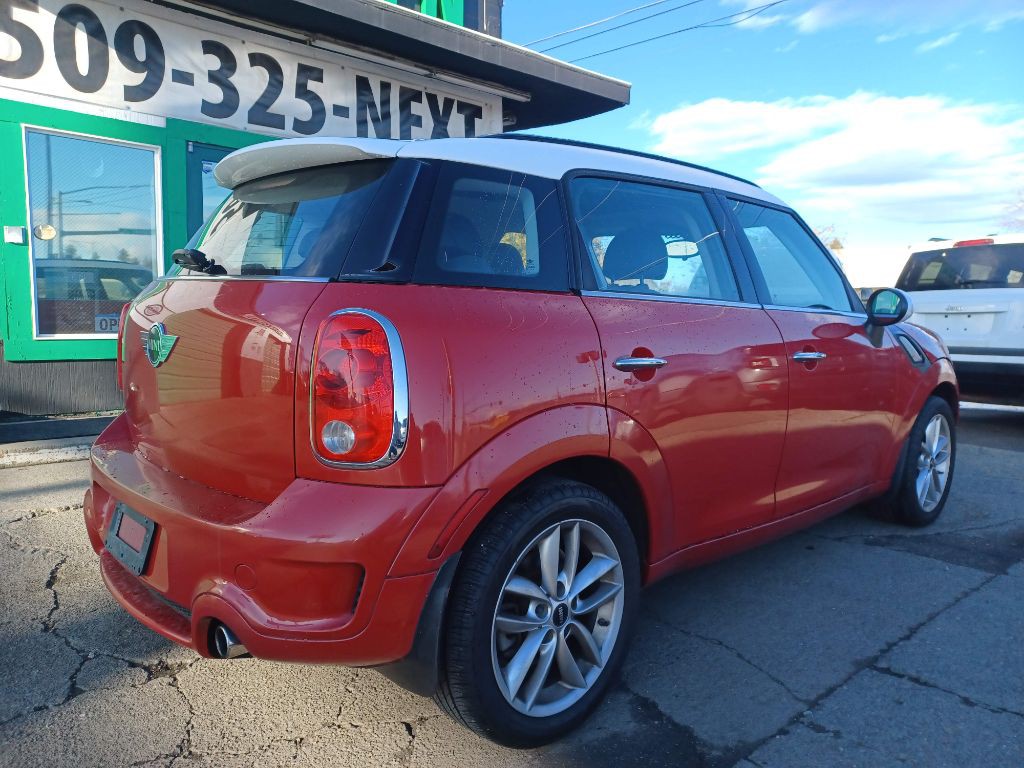 2014 MINI Countryman Image 2