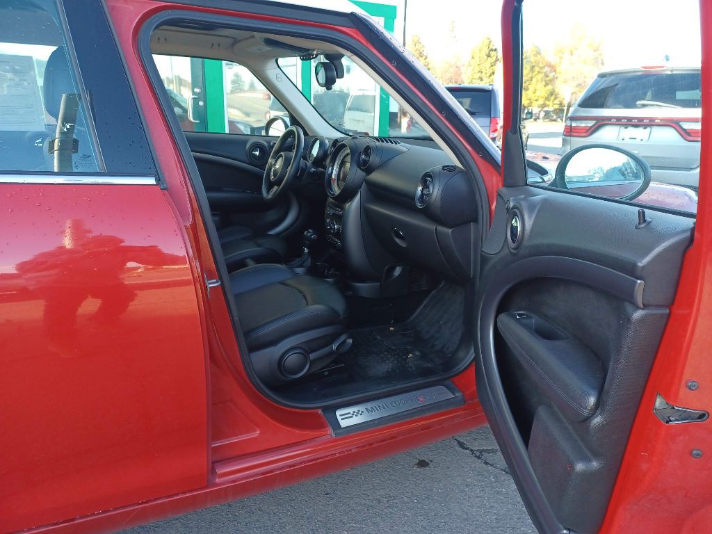 2014 MINI Countryman Image 16