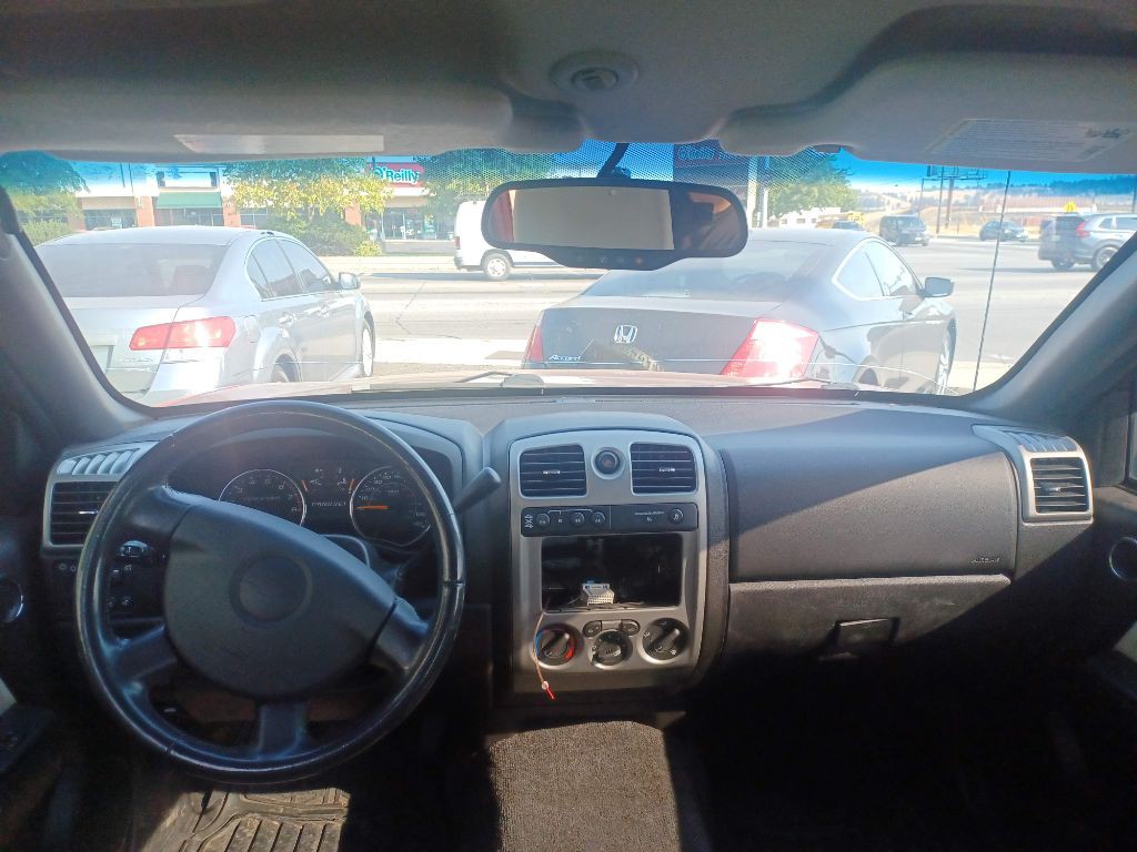 2011 Chevrolet Colorado Image 12