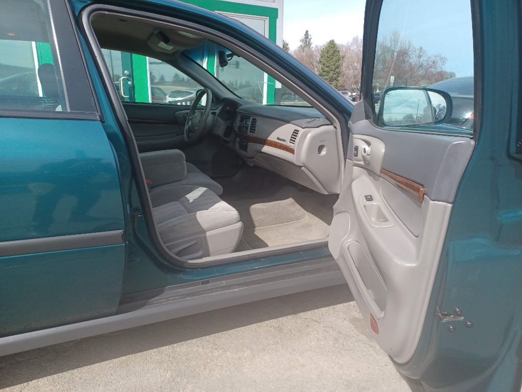 2000 Chevrolet Impala Image 15