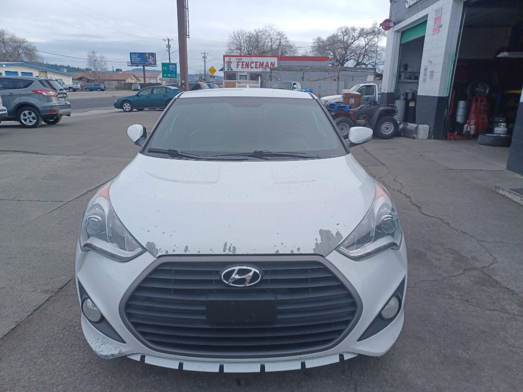 2016 Hyundai Veloster Image 4