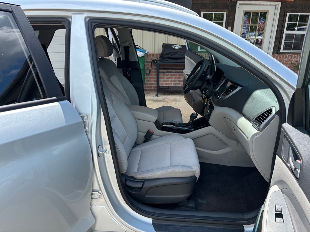 2018 Hyundai Tucson Image 12