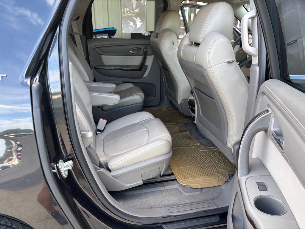 2015 GMC Acadia Image 11