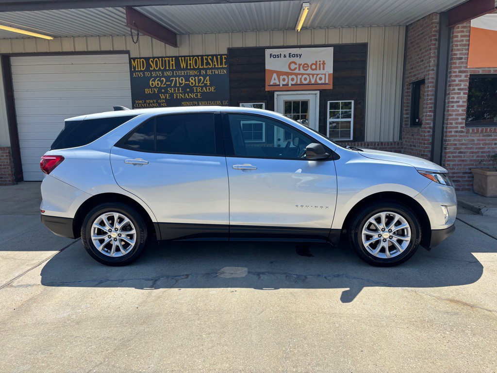 2019 Chevrolet Equinox Image 2