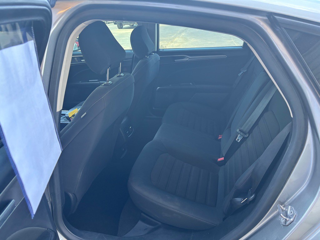 2020 Ford Fusion Image 9