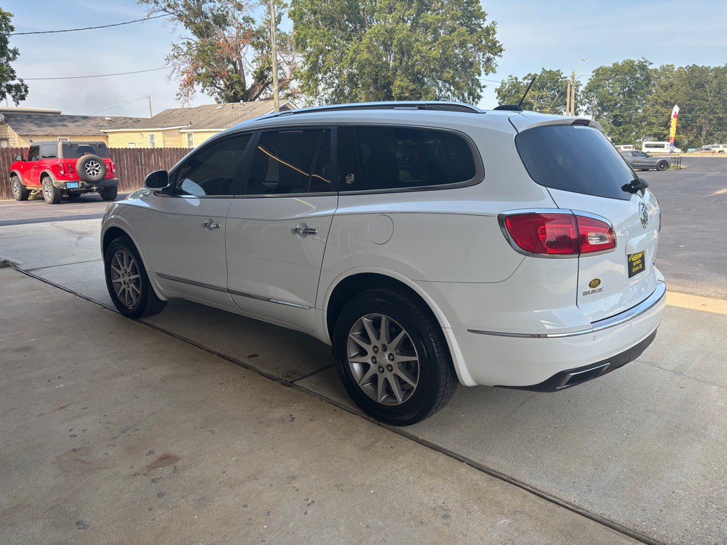 2017 Buick Enclave Image 5