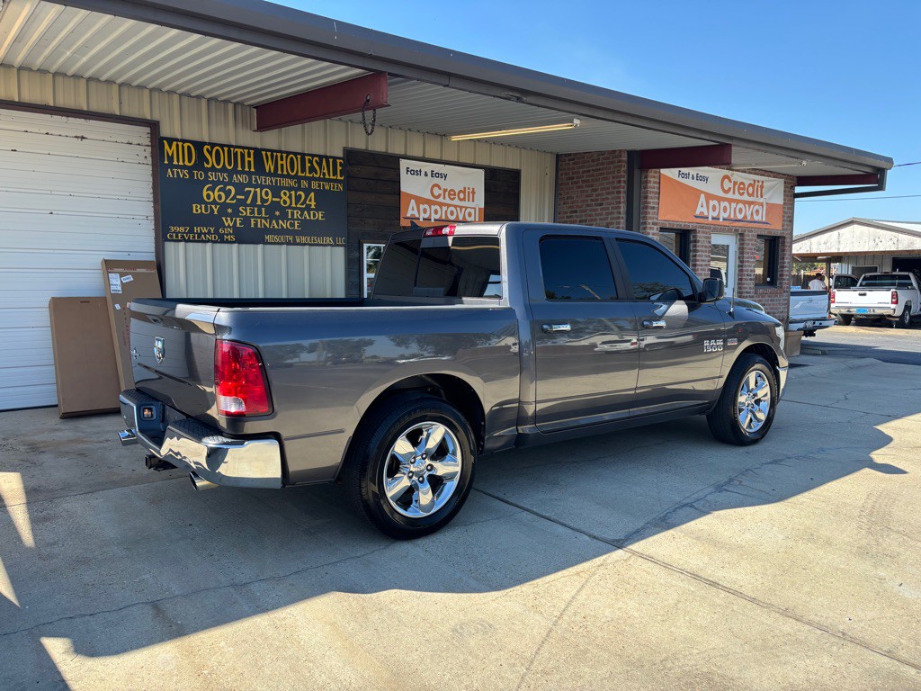 2014 RAM 1500 Image 3