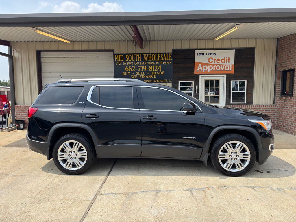 2018 GMC Acadia Image 2