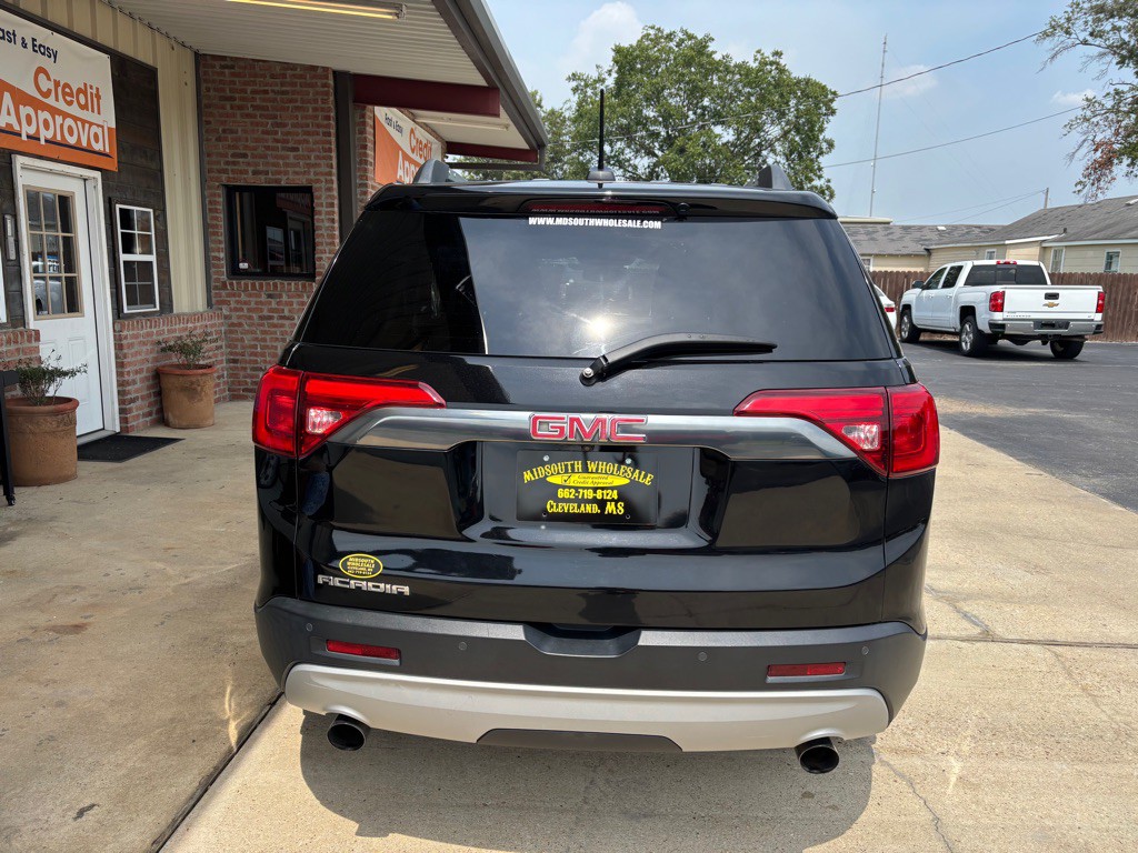 2018 GMC Acadia Image 4