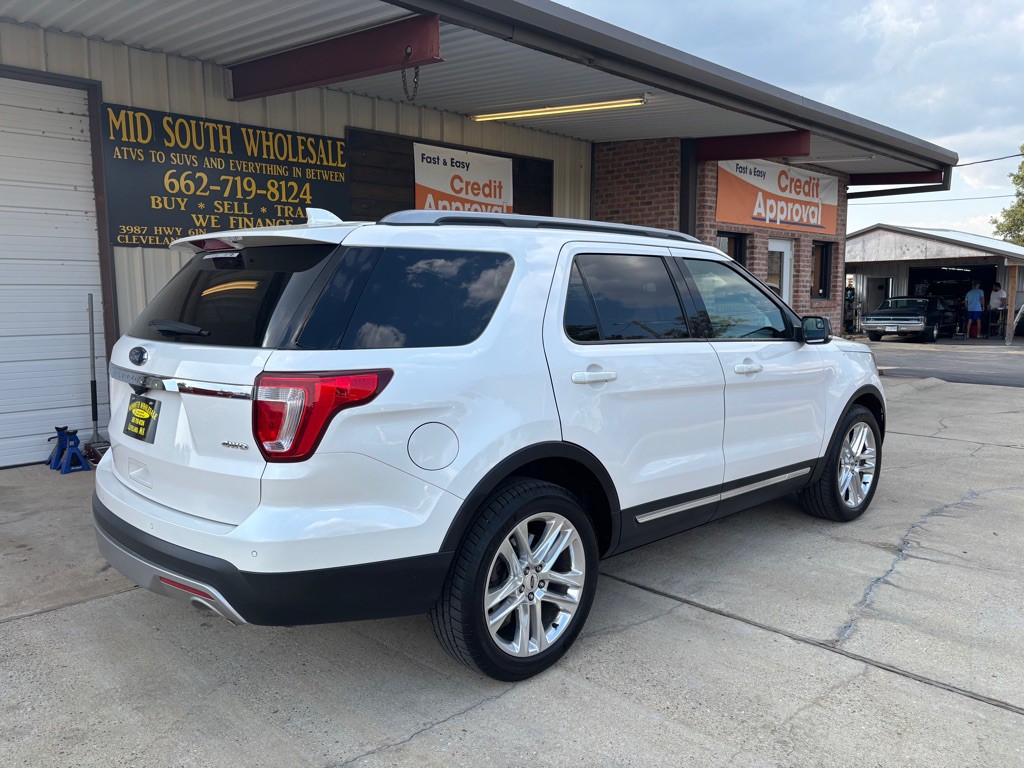 2017 Ford Explorer Image 3