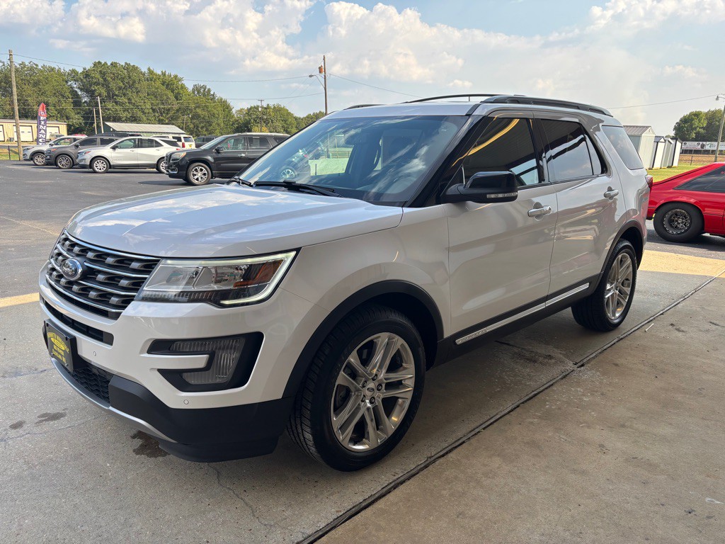 2017 Ford Explorer Image 6