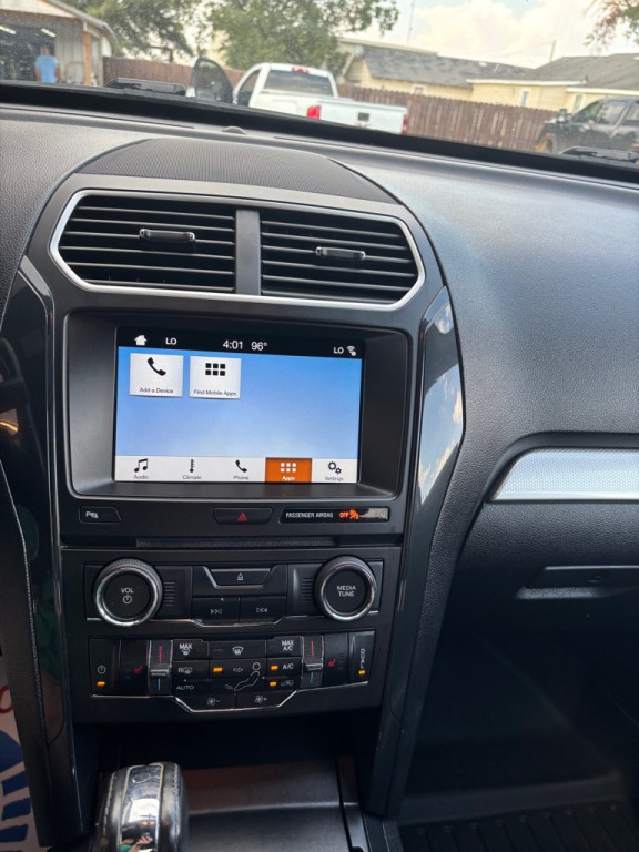 2017 Ford Explorer Image 14