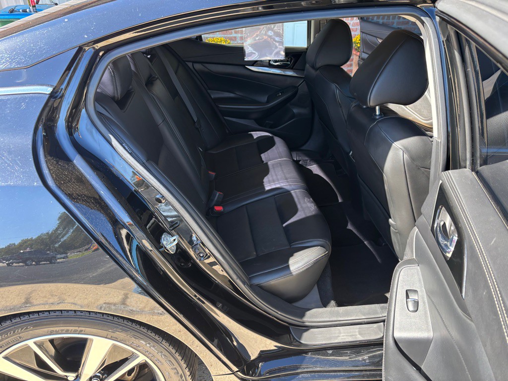2021 Nissan Maxima Image 10