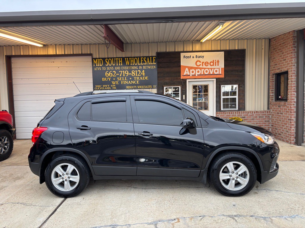 2022 Chevrolet Trax Image 2