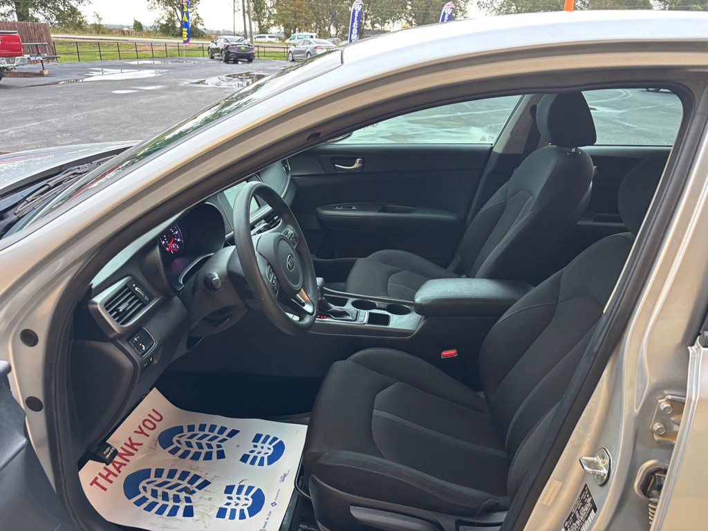 2018 Kia Optima Image 8