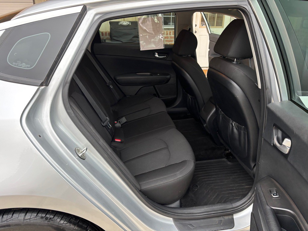 2018 Kia Optima Image 10