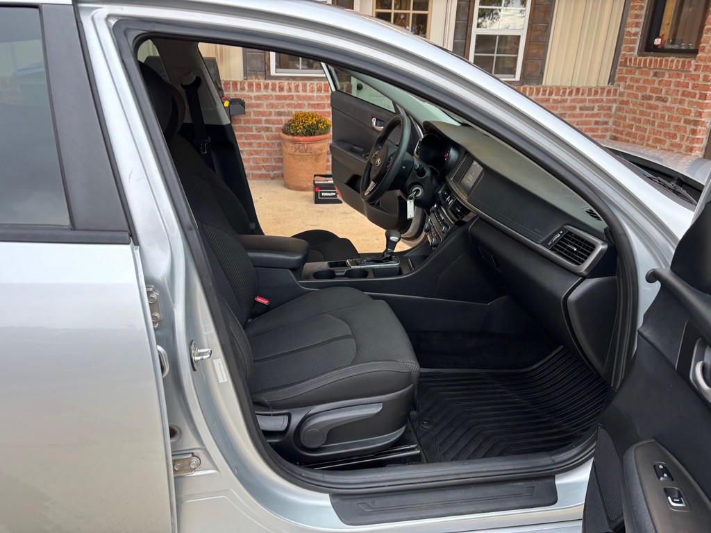 2018 Kia Optima Image 11