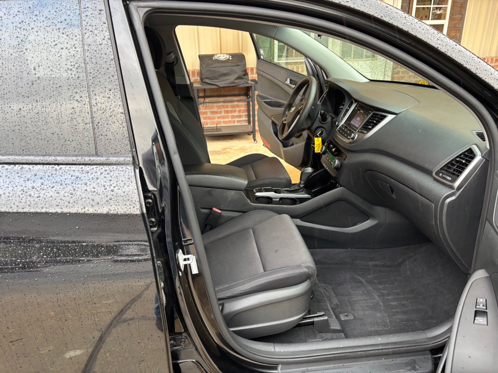 2017 Hyundai Tucson Image 12