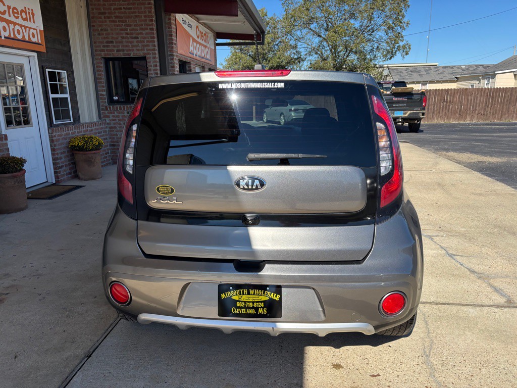 2017 Kia Soul Image 4